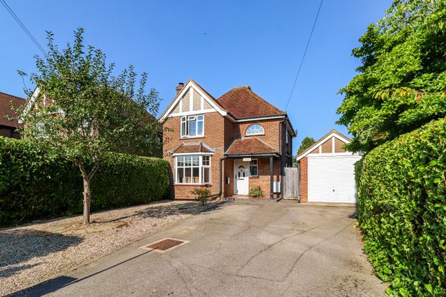 Thumbnail Detached house for sale in Chartridge Lane, Chesham