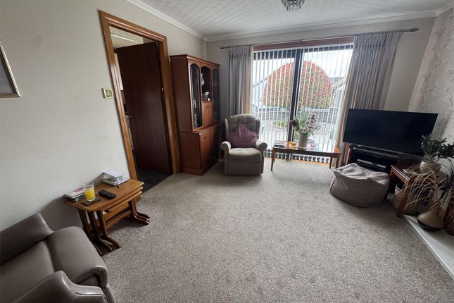 29, Arrol Drive, Dumfries photo 3