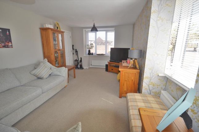 4, Bemrose Avenue, Telford photo 3