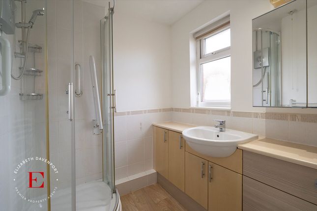 27 Camelot Grove, Kenilworth photo 4