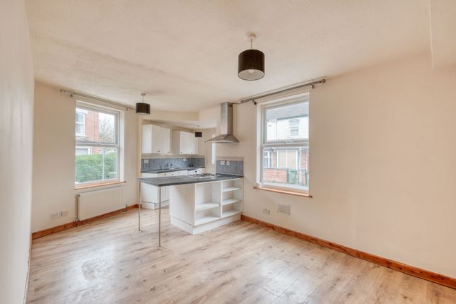 Thumbnail Flat to rent in Church Road, Worcester