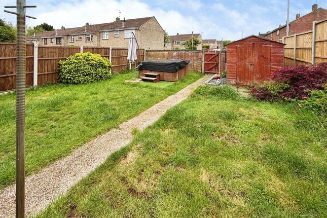 8 Stathern Walk, Grantham photo 2
