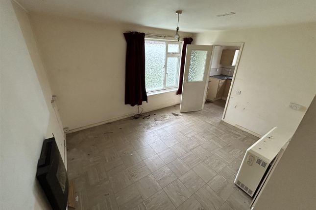 Thumbnail Flat for sale in Lacey Road, Stockwood, Bristol