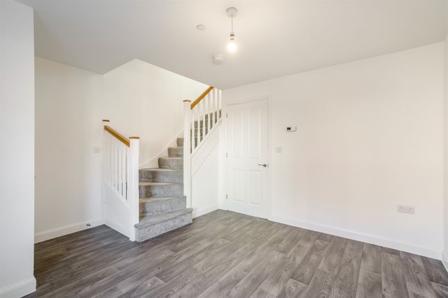 3, Daylily Close, Chepstow photo 3