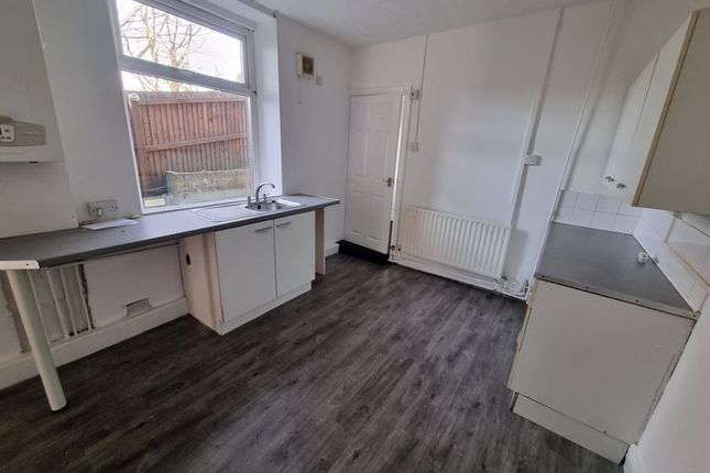 90a, Thomas Street, Caerphilly photo 5