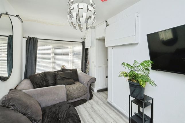 147, Cherry Orchard Road, Birmingham photo 2