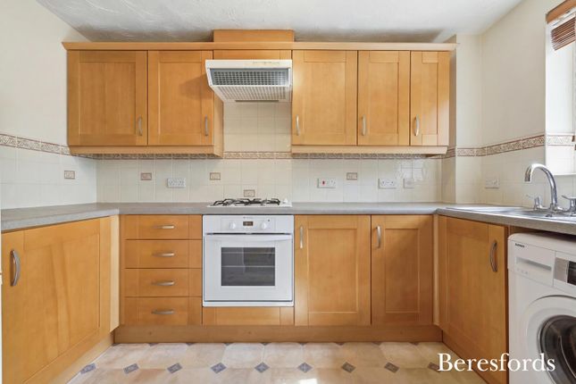 Flat 21, Abraham Court 2-4,, St. Marys Lane, Upminster photo 4