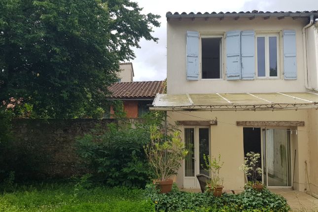 Thumbnail Town house for sale in Condom, Gers, France