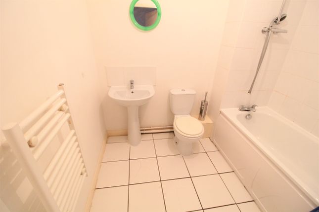 Flat for sale in City Link (Clock Tower) Hessel Street, Salford