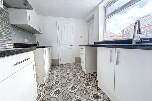 77, Station Avenue North, Houghton Le Spring photo 5