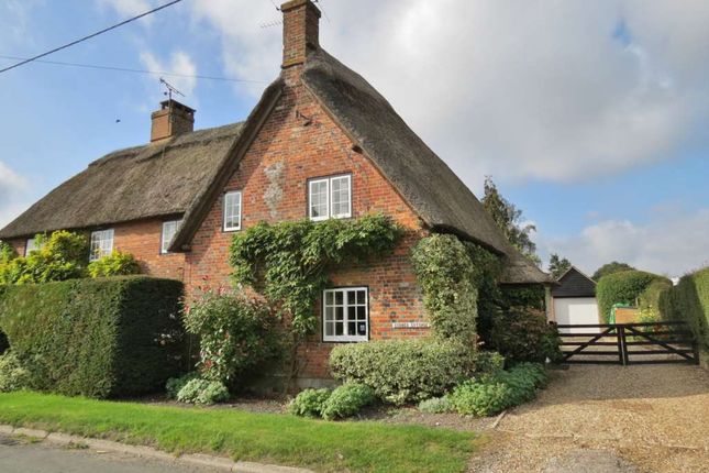 2-bed semi-detached on Cobweb Cottage, High Street, Marlborough, £575,000