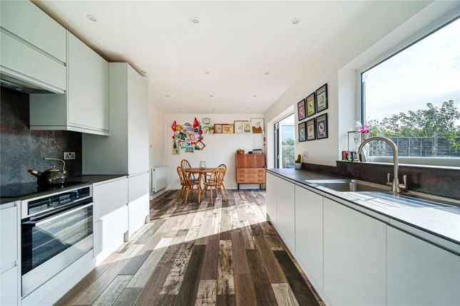 58, Wrights Way, Winchester photo 3