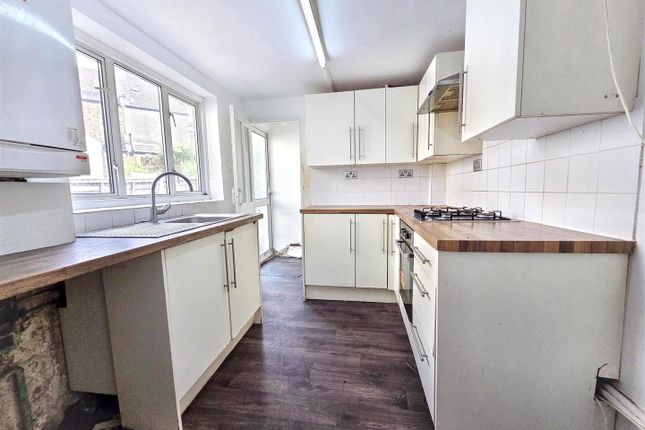 00, Waverley Road, London photo 2