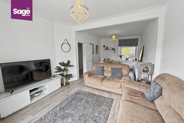 20, Falcon Terrace, Newport photo 2