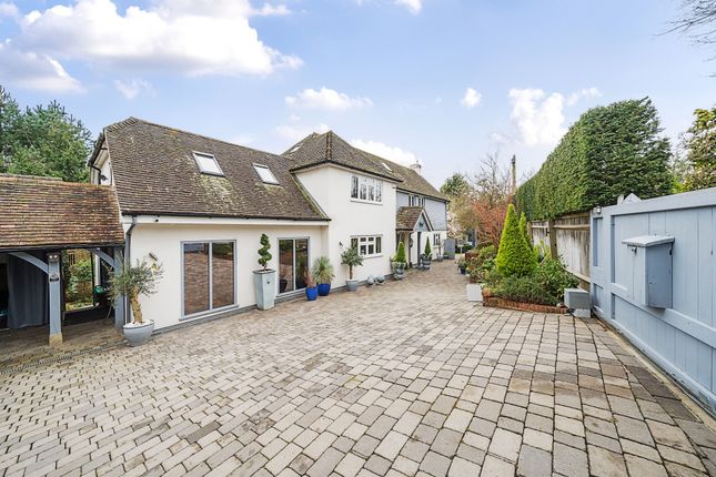 Thumbnail Detached house for sale in Forty Green, Beaconsfield