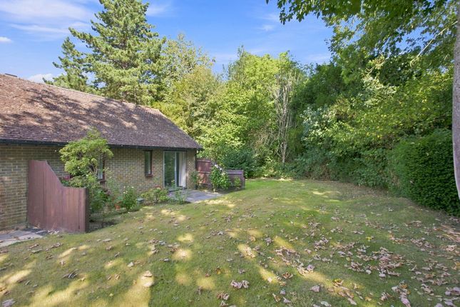 18 Dumbrells Court, North End, Hassocks photo 3
