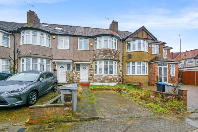 Terraced house for sale in Hill View Gardens, London