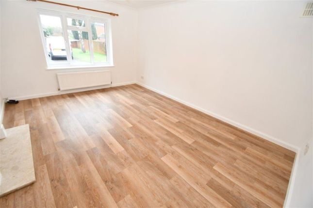 3 St Catherines, 83 Eastwood Road, Bramley photo 3
