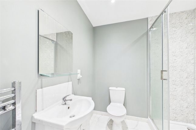Flat 13, James Butcher House, 39, High Street, Reading photo 3