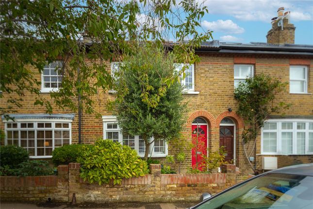 Thumbnail Terraced house to rent in Alexandra Road, Richmond