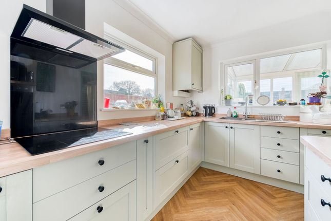 59 Somerleyton Road, Lowestoft photo 3