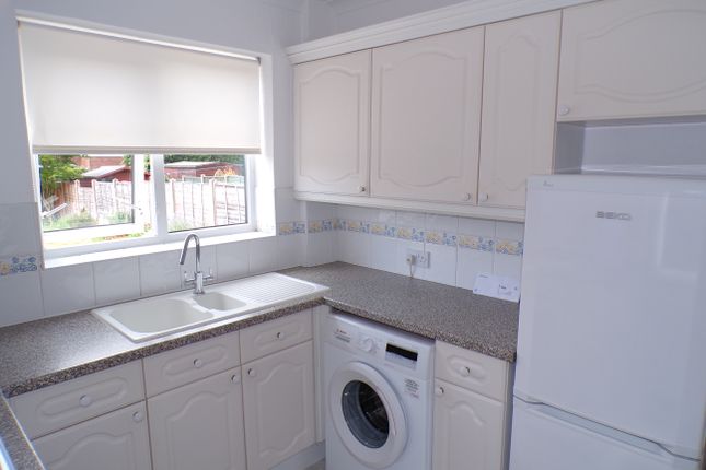 41, Ascot Drive, Cannock photo 5