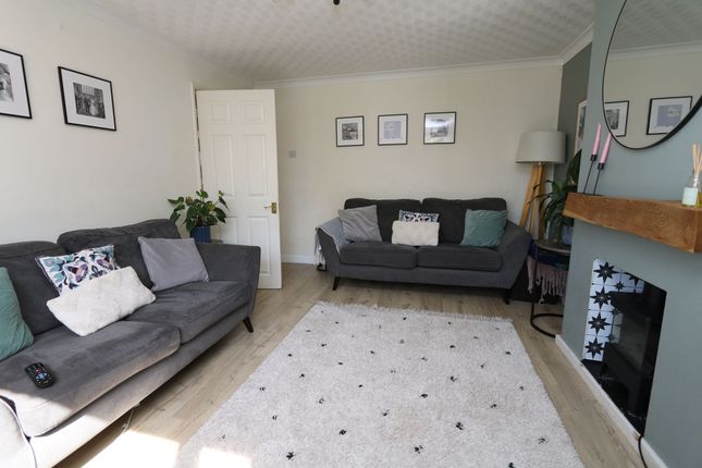 10 Church Road, Barry photo 2