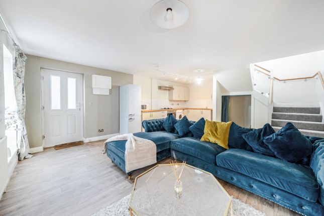 2E,, Knaresborough Road, North Yorkshire photo 3