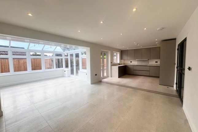 24, Hampson Way, Maidstone photo 3