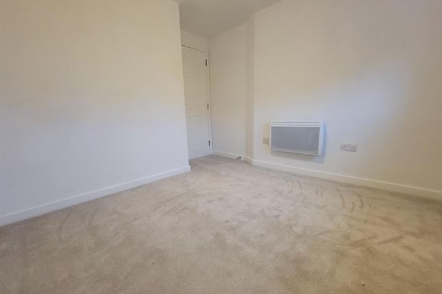 Flat to rent in Woodlea Grove, Glenrothes