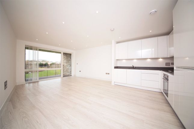 Flat for sale in Abbotsford Court, 3 Lakeside Drive Park Royal, London