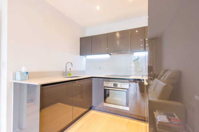 Thumbnail Flat to rent in Blackfriars Road, Waterloo, London