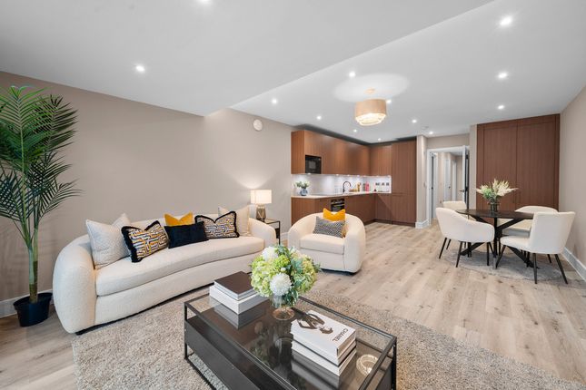 Flat 5 Abbotswood Place, Streatham, SW16 photo 2