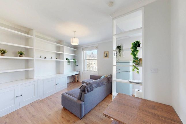 Flat 2 112, Petherton Road, London photo 2