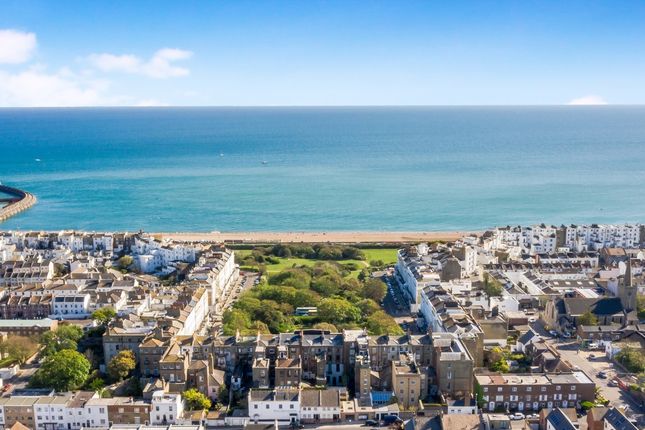 Flat to rent in Chichester Terrace, Brighton