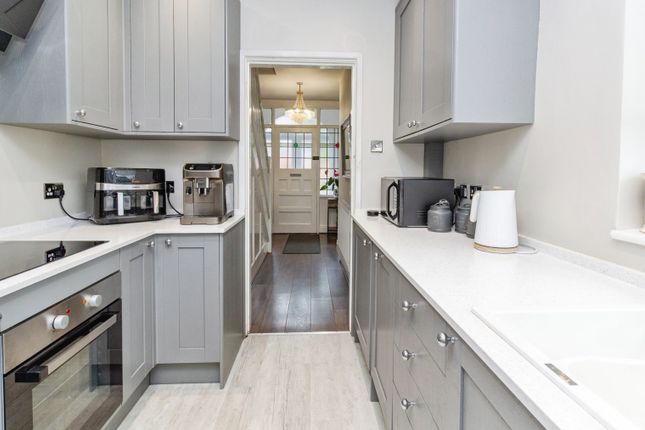 258, Tixall Road, Staffordshire photo 4
