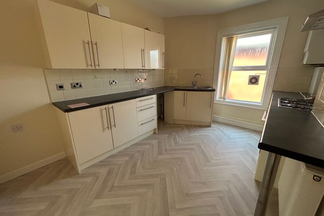 WORKSOP photo 3