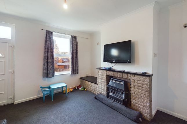 4a Agar Street, Bradford photo 4