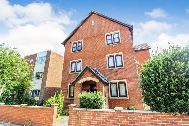 Thumbnail Maisonette for sale in Shakespeare Road, Bedford