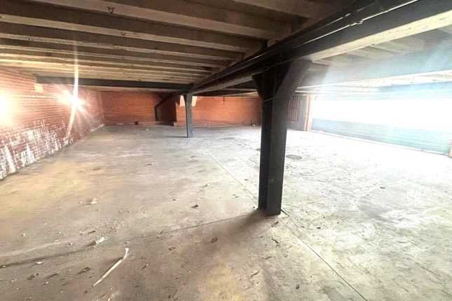 10,, Quincey House, Darlington photo 2