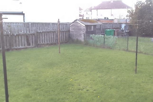 Kirkcaldy photo 2
