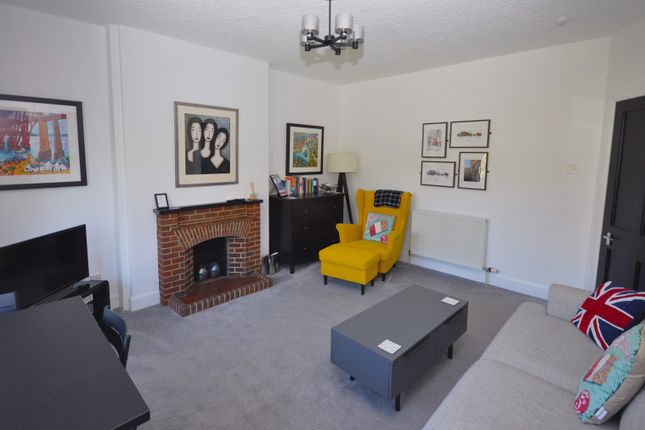 4, Vandeleur Grove, Edinburgh photo 3