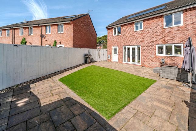 5 Whinfell Close, Leyland photo 4
