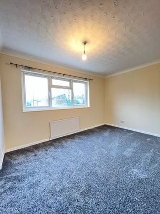 6 Roveley Court, Milton Keynes photo 5