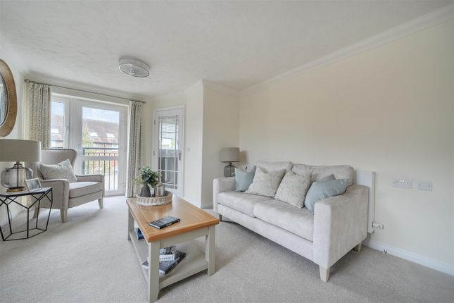 Beeches Lodge, Reedham Road, Burnham photo 3