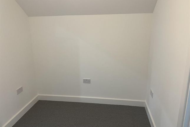 Flat to rent in Markfield Road, Groby, Leicester