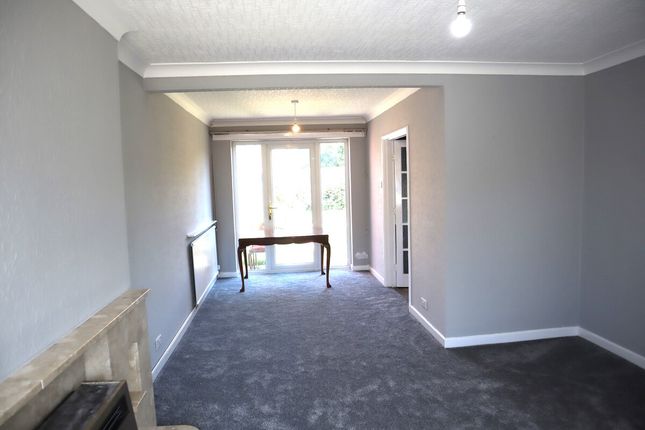 10, Hill Way, Oadby photo 4