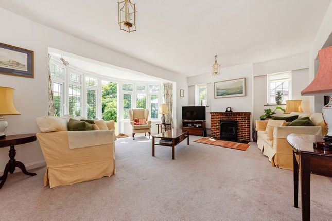 121, Cedar Drive, Chichester photo 4