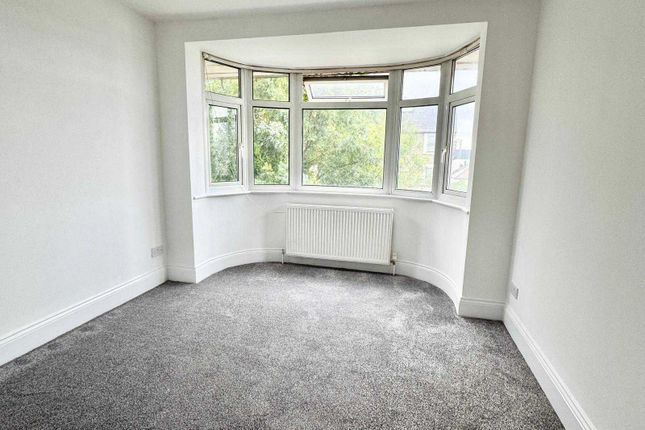 385A Holmesdale Road Se25 6Pn