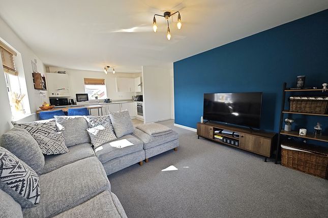 17, Admiral Way, Carlisle photo 3